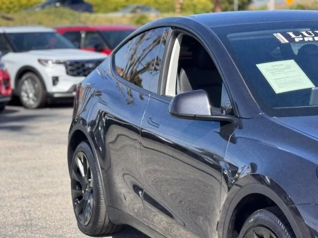 2024 Tesla Model Y - Image 5 of 12