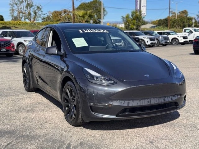 2024 Tesla Model Y - Image 2 of 21