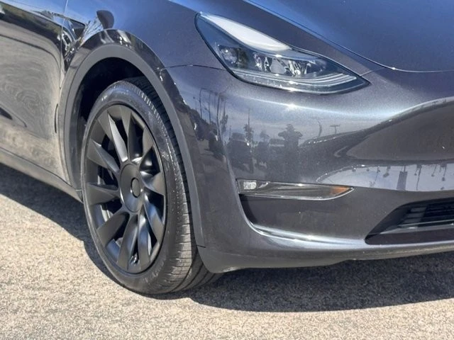 2024 Tesla Model Y - Image 4 of 21