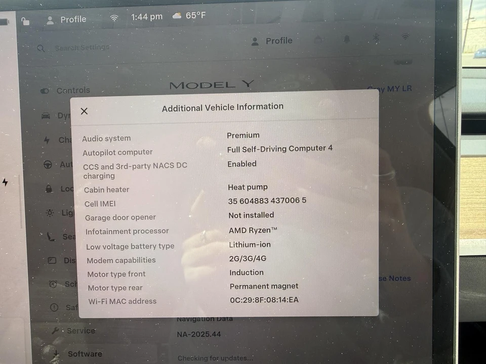 2024 Tesla Model Y - Image 24 of 25