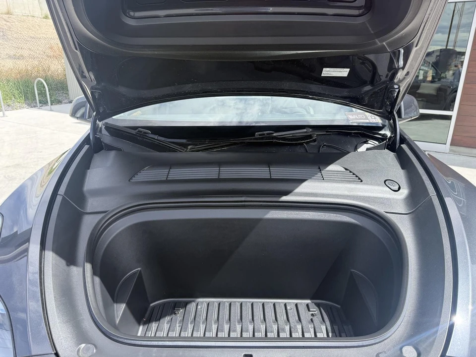 2024 Tesla Model Y - Image 25 of 25