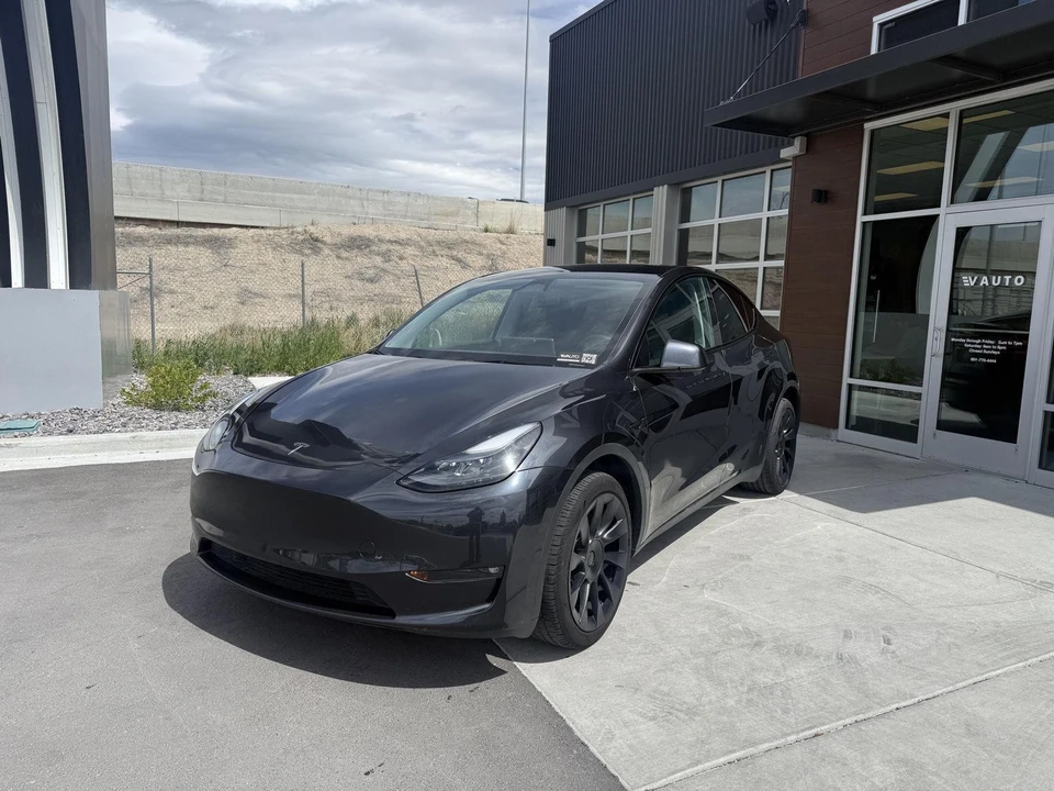 2024 Tesla Model Y - Image 3 of 25