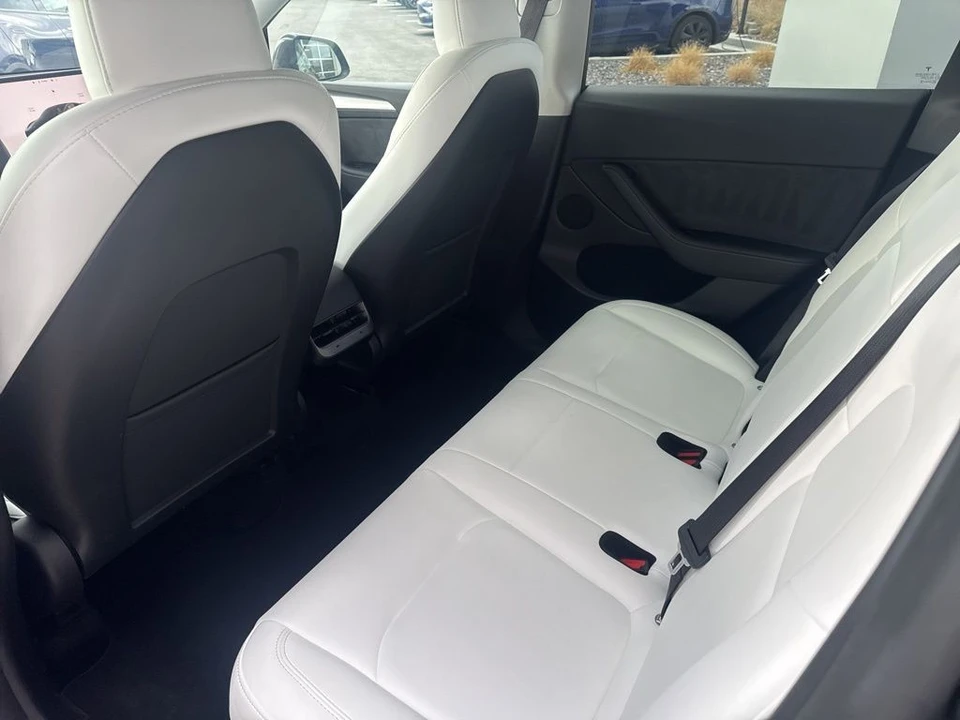 2024 Tesla Model Y - Image 15 of 21