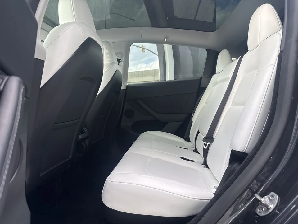 2024 Tesla Model Y - Image 16 of 21