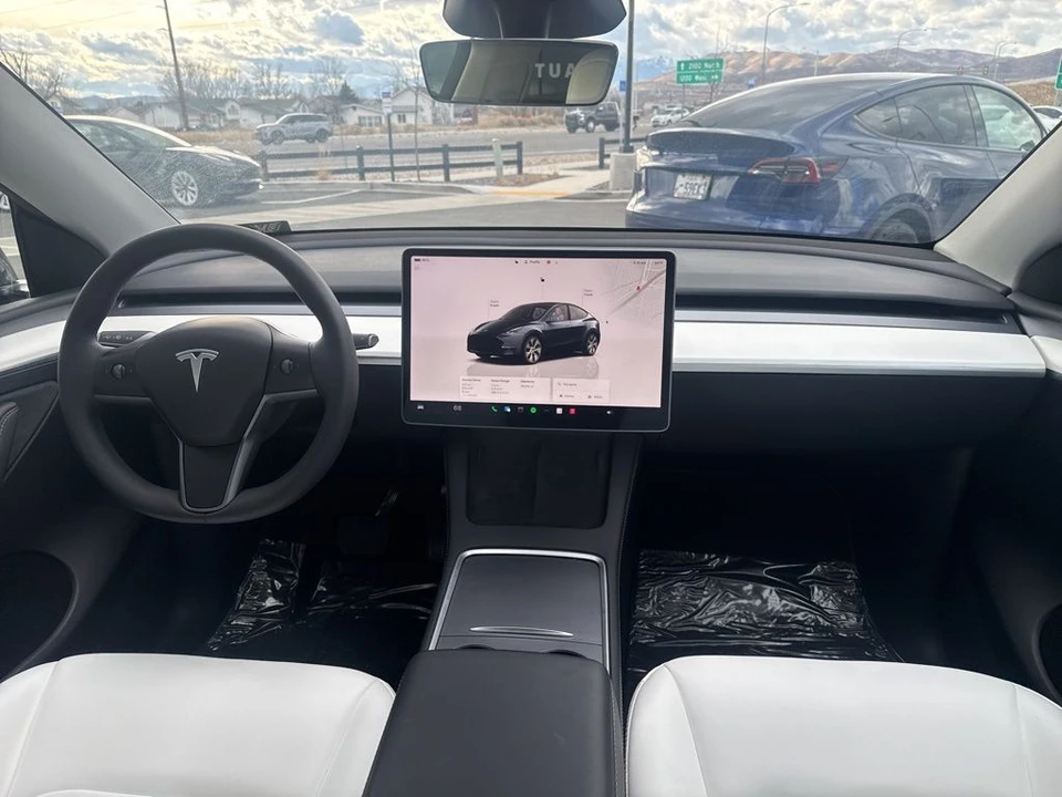2024 Tesla Model Y - Image 21 of 21