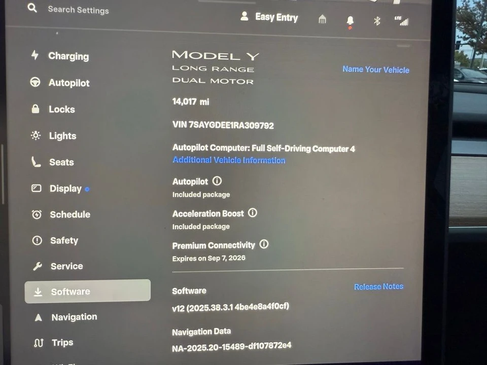 2024 Tesla Model Y - Image 11 of 11