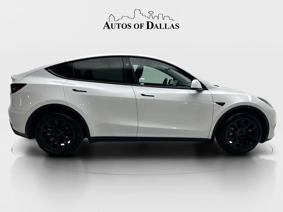 2024 Tesla Model Y - Image 10 of 21