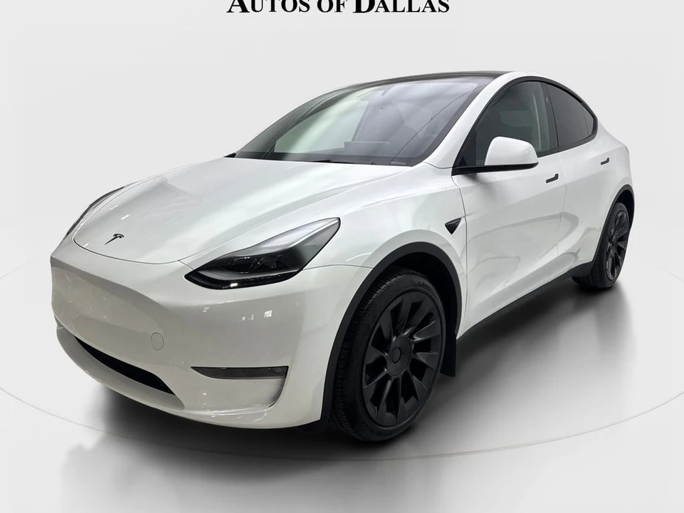 2024 Tesla Model Y - Image 2 of 21