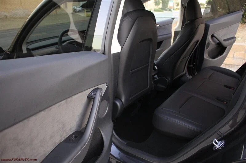 2024 Tesla Model Y - Image 13 of 21