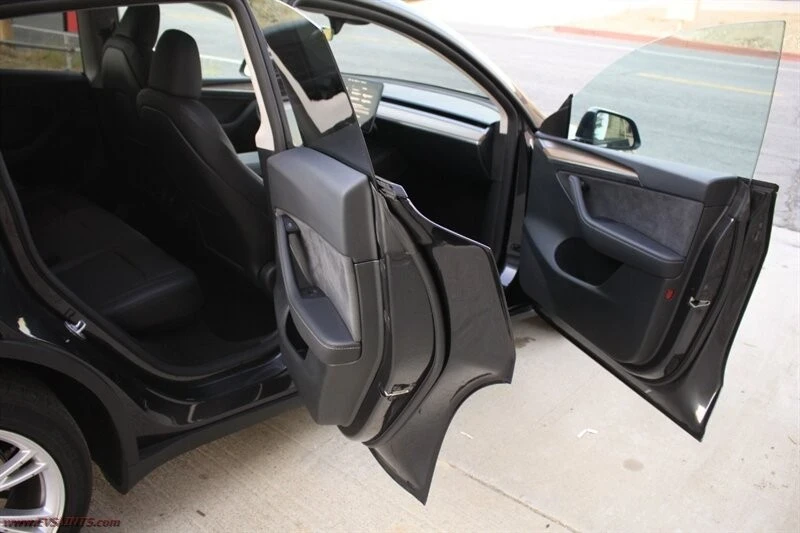 2024 Tesla Model Y - Image 10 of 21