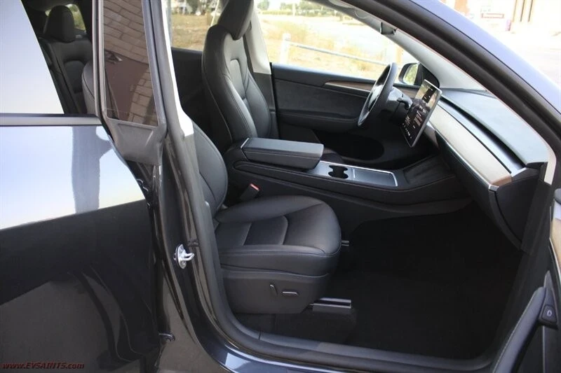 2024 Tesla Model Y - Image 12 of 21