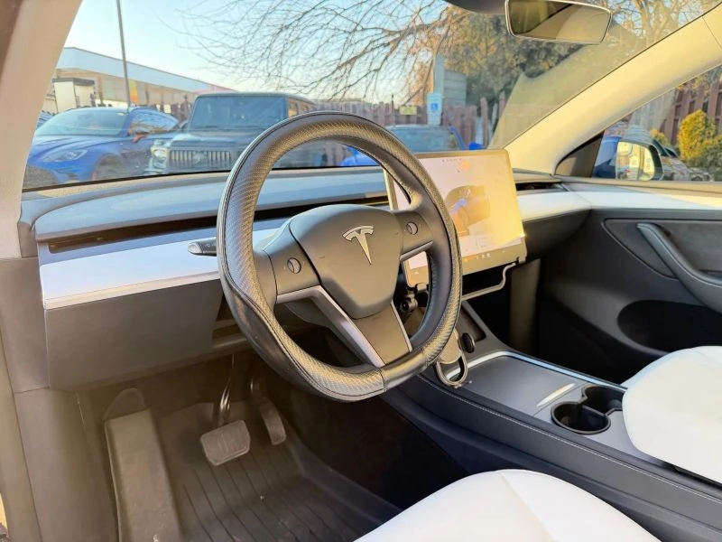 2024 Tesla Model Y - Image 12 of 12