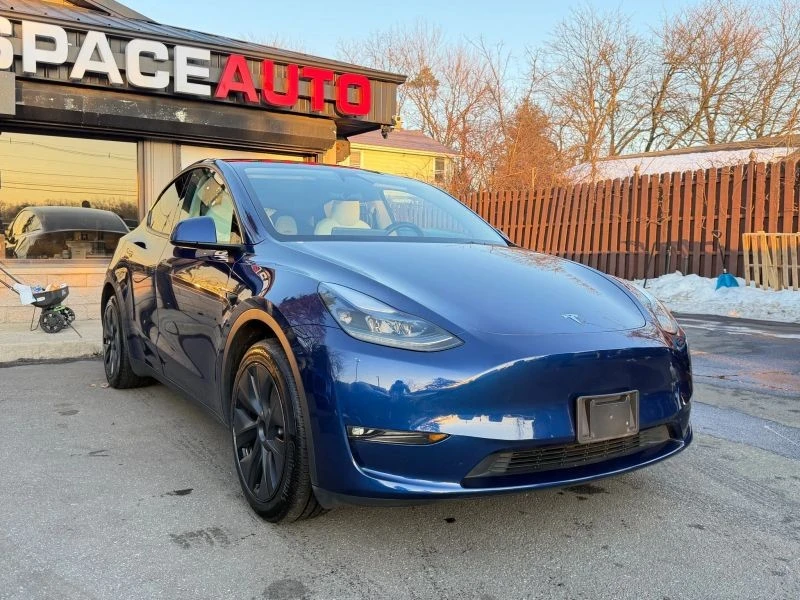 2024 Tesla Model Y - Image 3 of 12