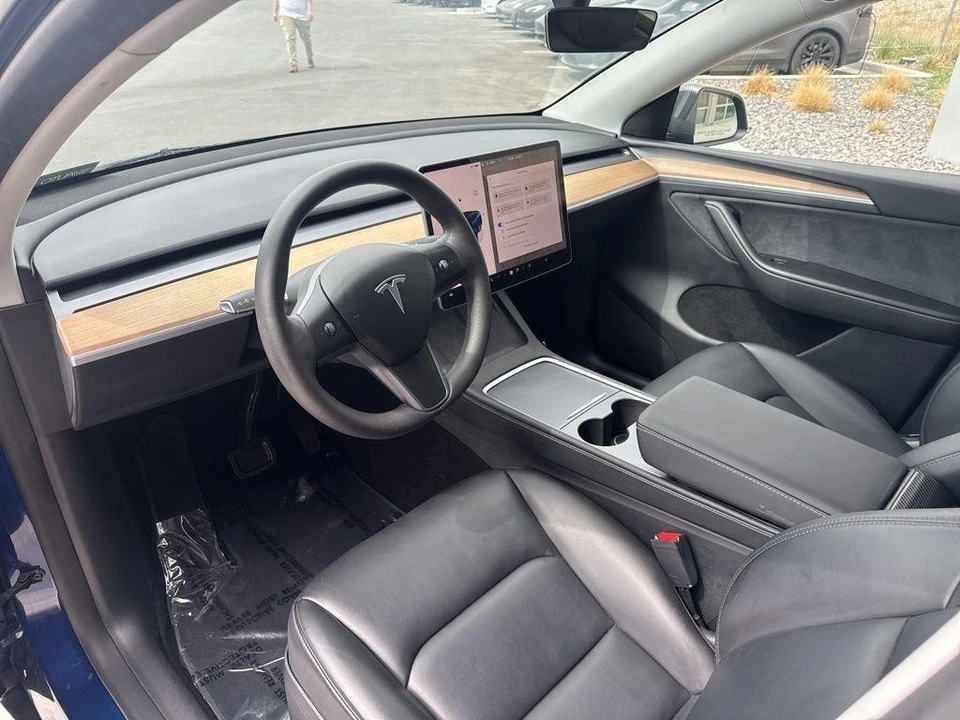 2024 Tesla Model Y - Image 12 of 21