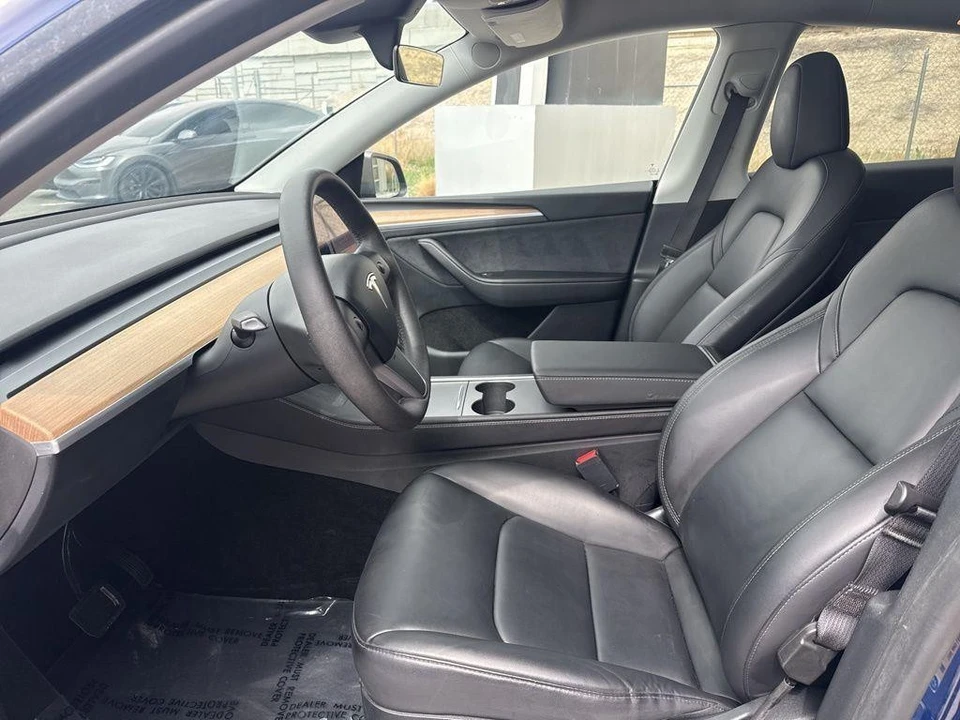2024 Tesla Model Y - Image 13 of 27