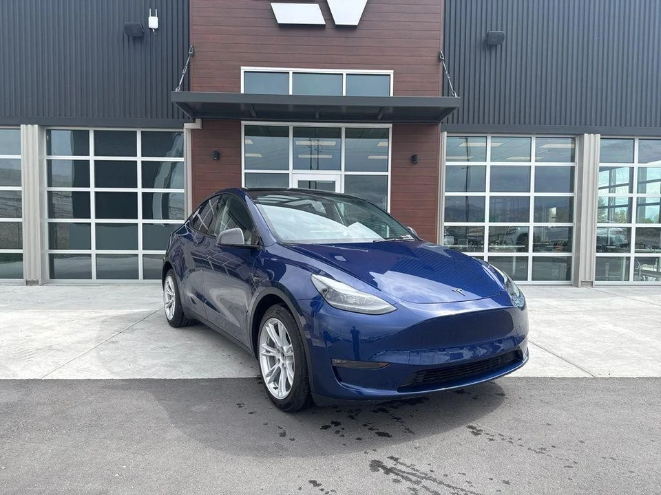 2024 Tesla Model Y - Image 2 of 27