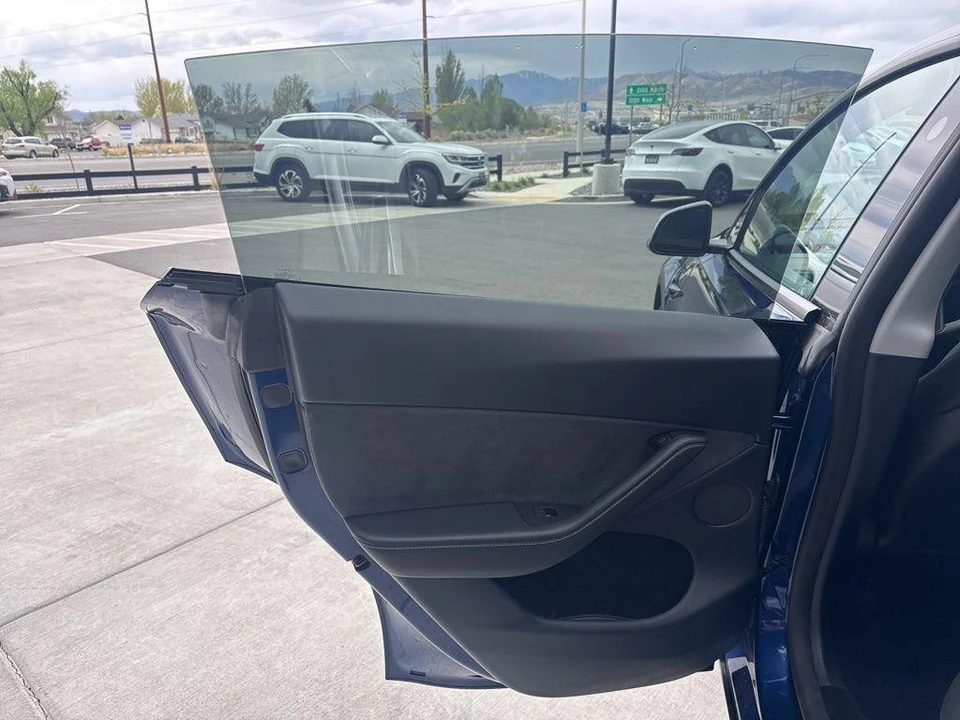 2024 Tesla Model Y - Image 14 of 27