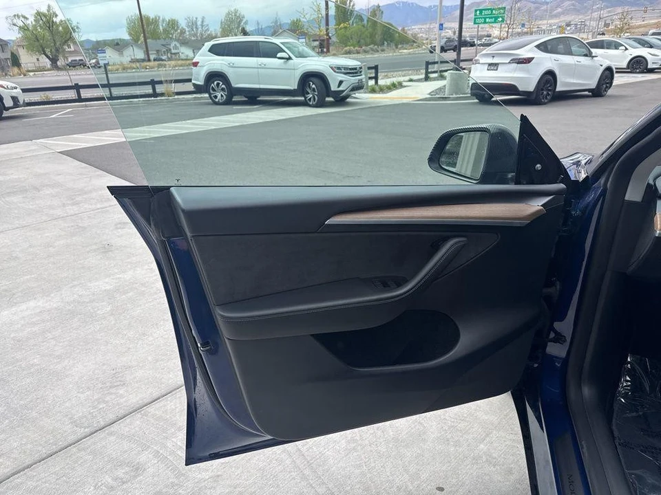 2024 Tesla Model Y - Image 11 of 21