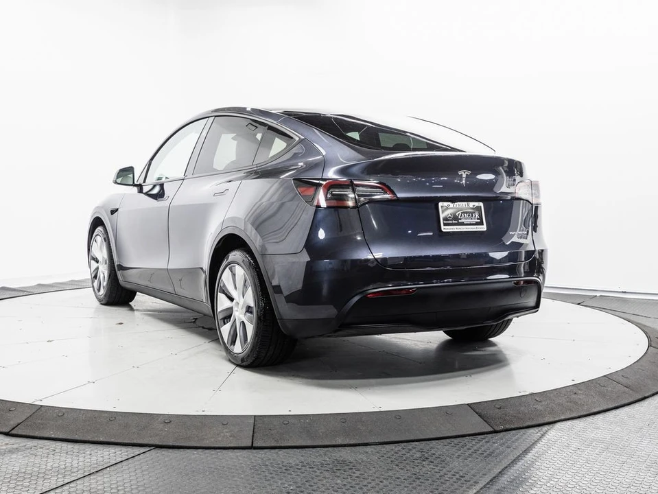 2024 Tesla Model Y - Image 21 of 21