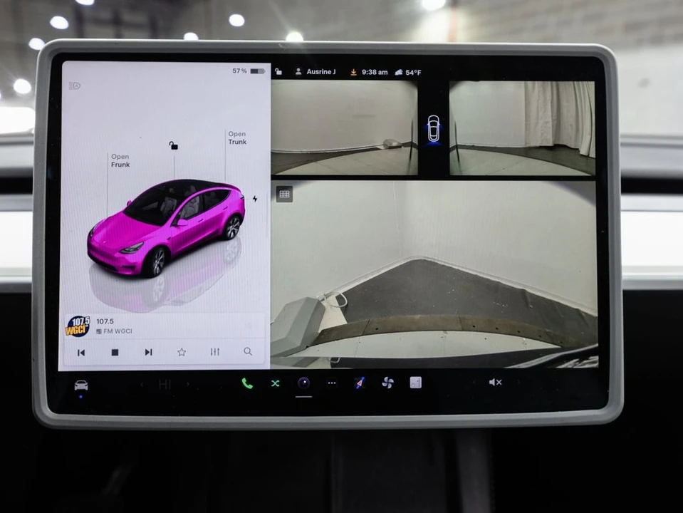 2024 Tesla Model Y - Image 15 of 21