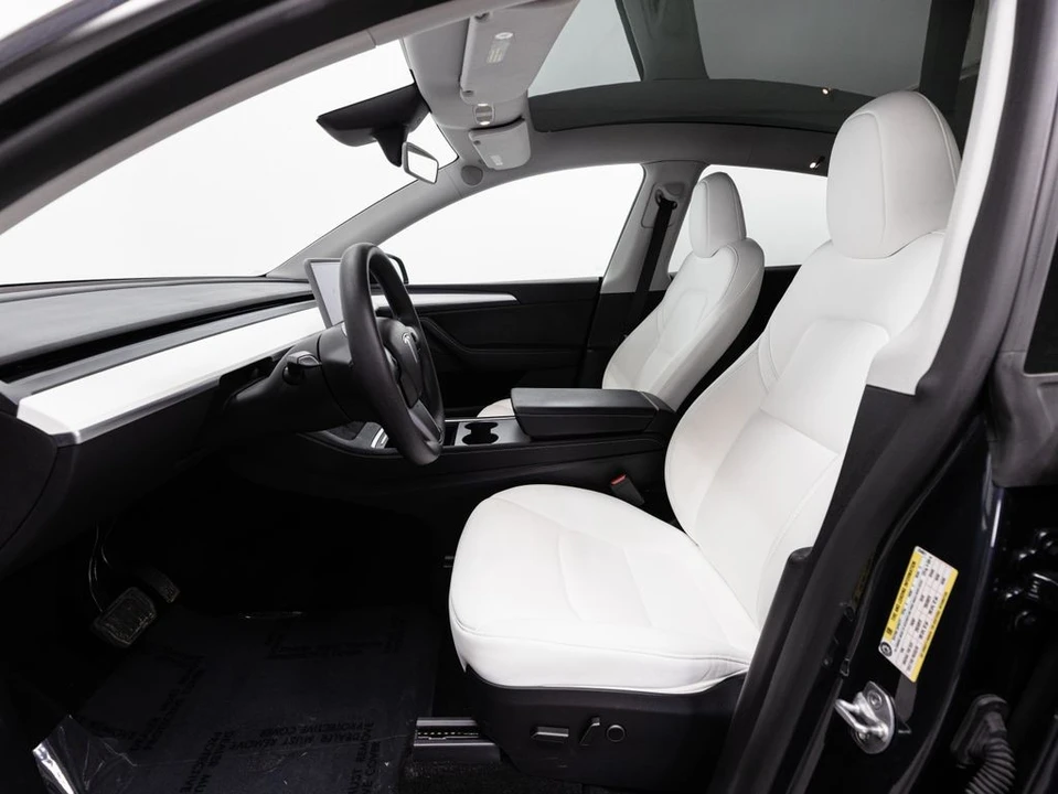 2024 Tesla Model Y - Image 7 of 21