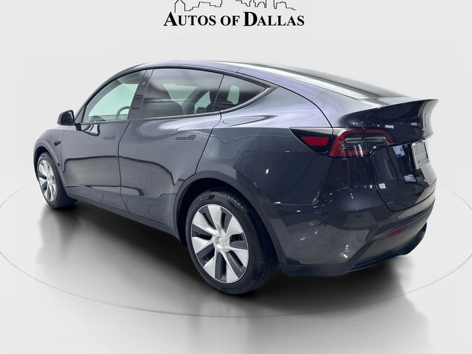 2024 Tesla Model Y - Image 9 of 21