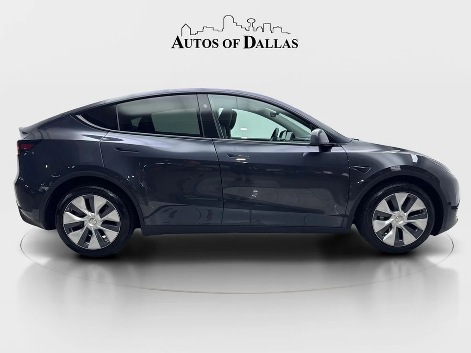 2024 Tesla Model Y - Image 10 of 21