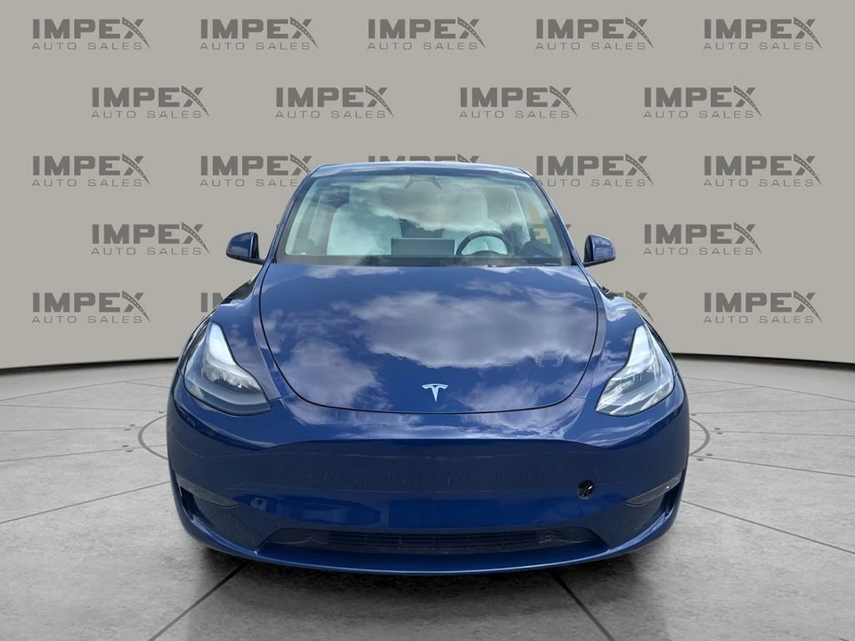 2024 Tesla Model Y - Image 8 of 31