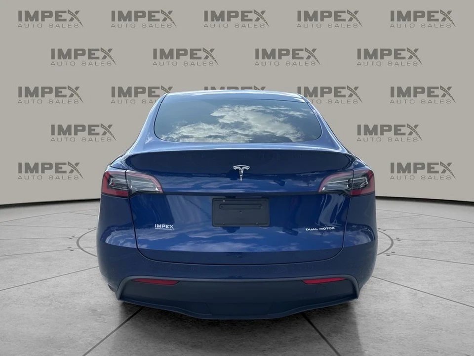 2024 Tesla Model Y - Image 4 of 31