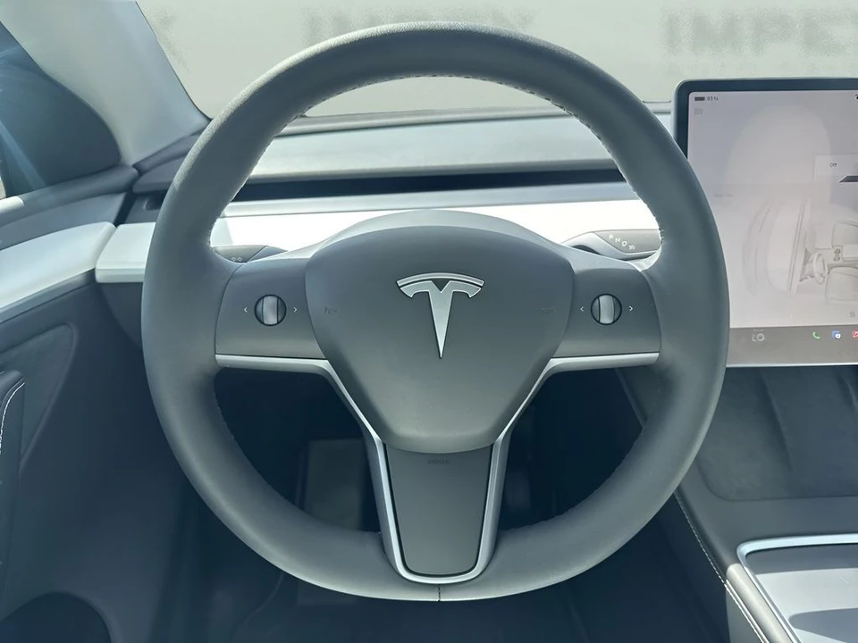 2024 Tesla Model Y - Image 15 of 31