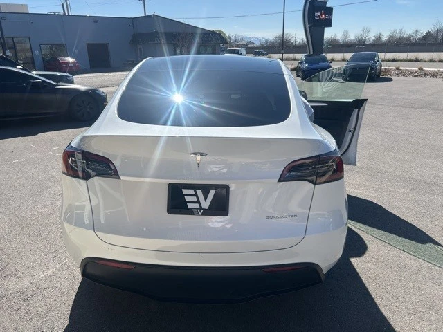 2024 Tesla Model Y - Image 7 of 21
