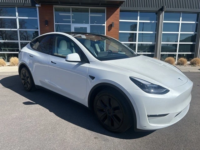 2024 Tesla Model Y - Image 2 of 21