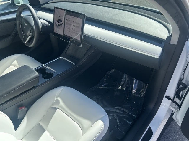 2024 Tesla Model Y - Image 21 of 21