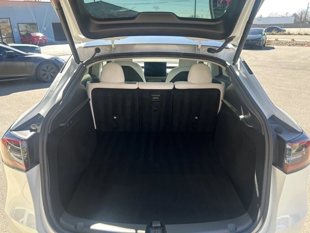 2024 Tesla Model Y - Image 16 of 21