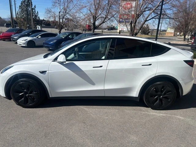 2024 Tesla Model Y - Image 5 of 21
