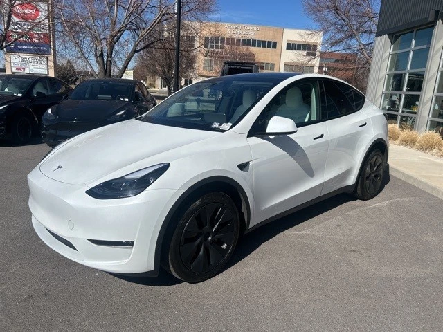 2024 Tesla Model Y - Image 4 of 21