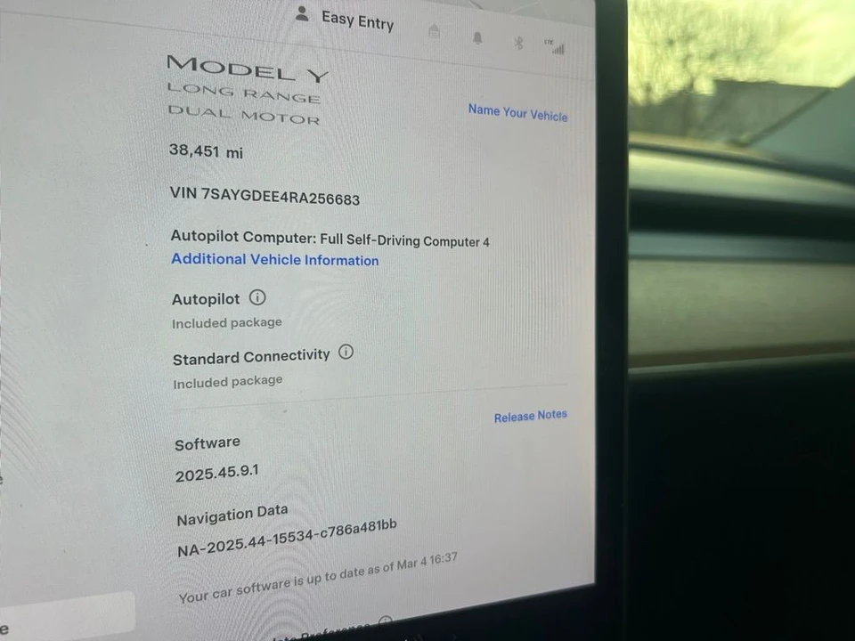 2024 Tesla Model Y - Image 16 of 17