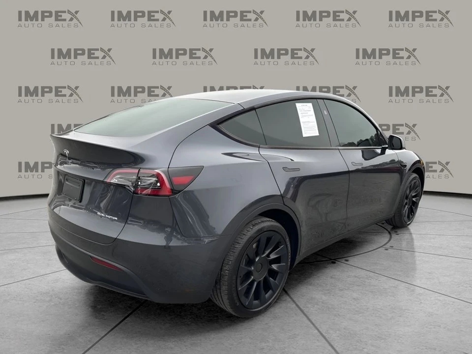 2024 Tesla Model Y - Image 6 of 12