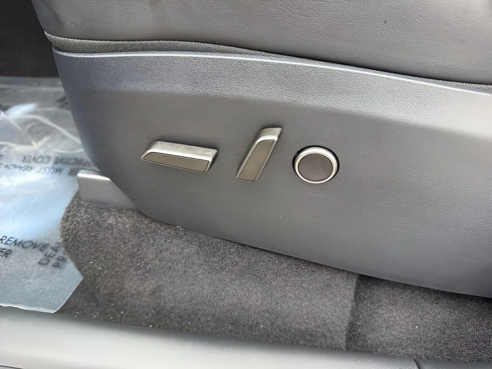 2024 Tesla Model Y - Image 11 of 12