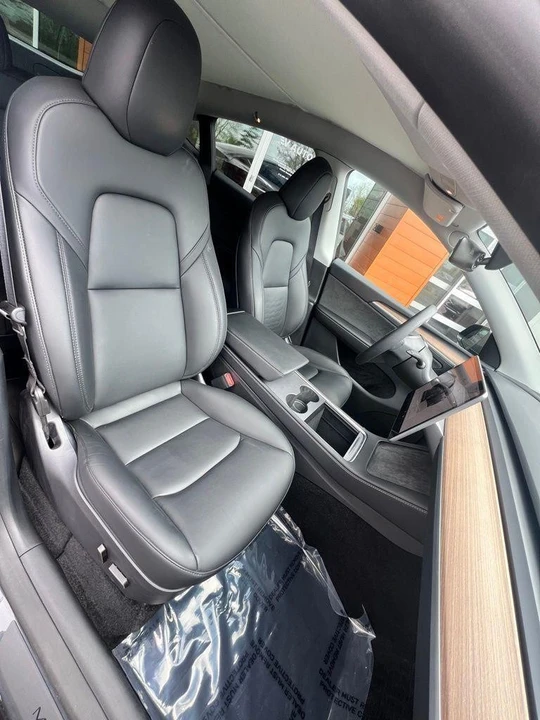 2024 Tesla Model Y - Image 12 of 17