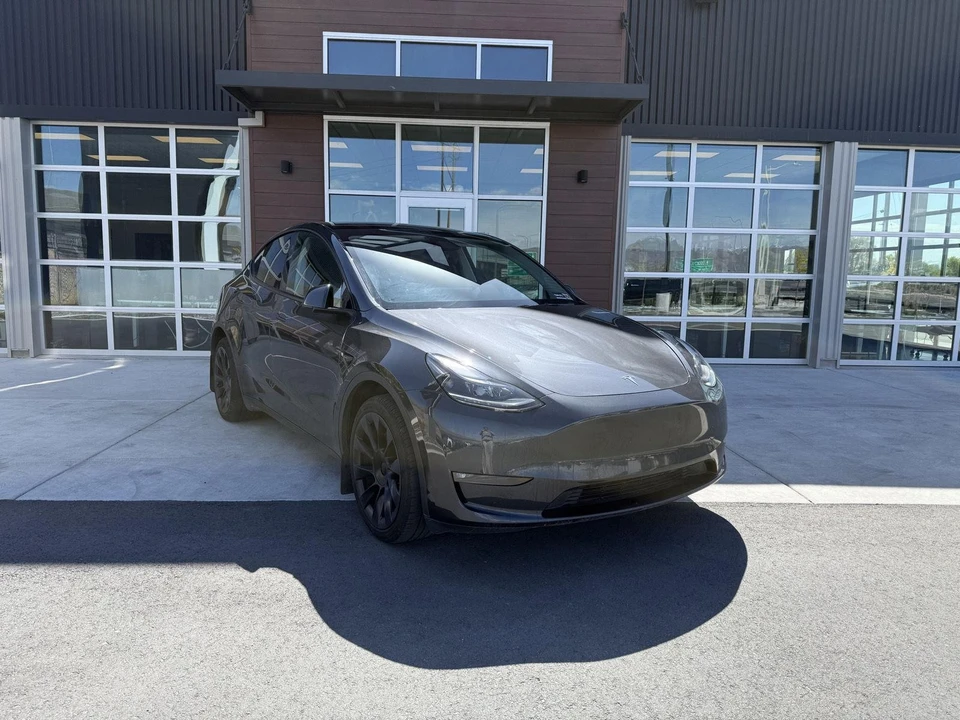 2024 Tesla Model Y - Image 2 of 21