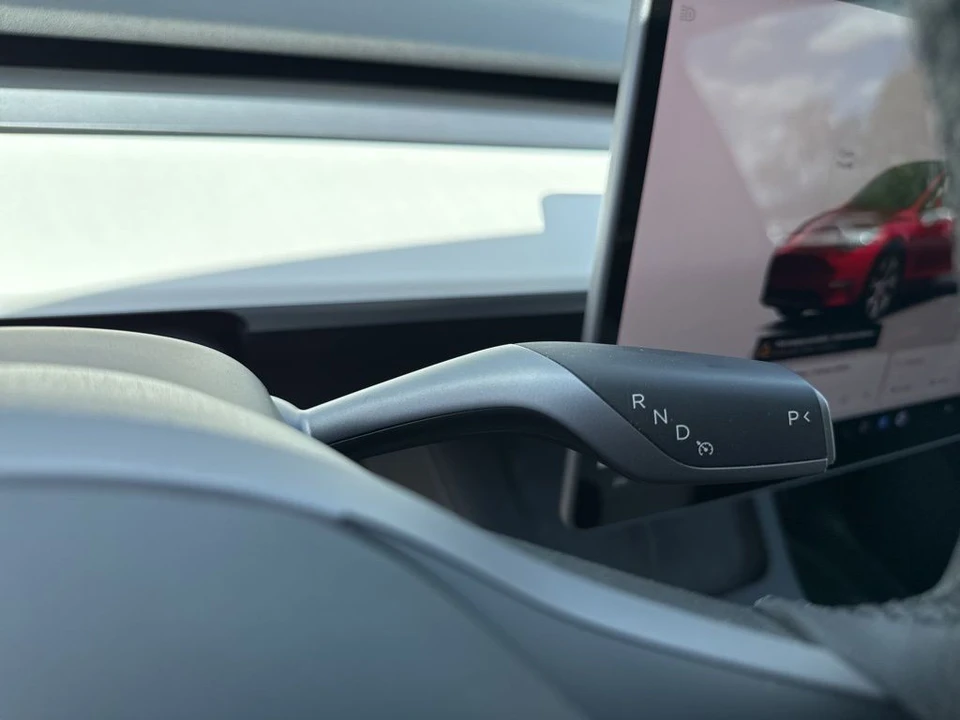 2024 Tesla Model Y - Image 19 of 21