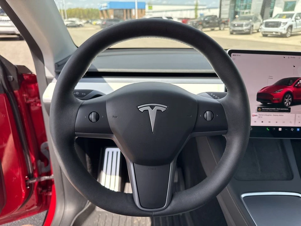 2024 Tesla Model Y - Image 16 of 21