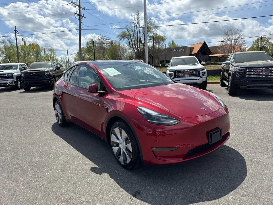 2024 Tesla Model Y - Image 7 of 21