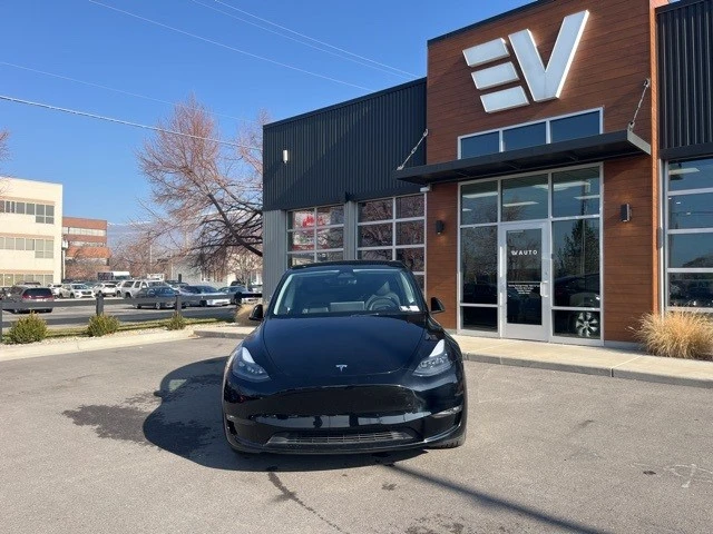 2024 Tesla Model Y - Image 2 of 21