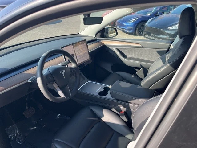 2024 Tesla Model Y - Image 7 of 21