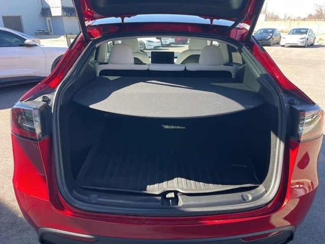 2024 Tesla Model Y - Image 17 of 21