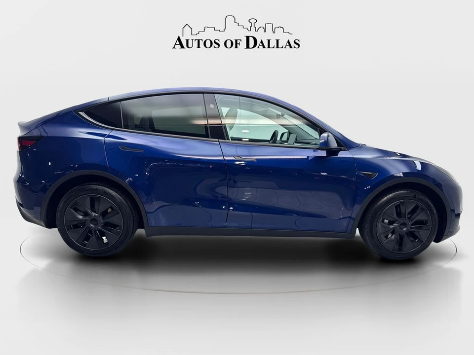 2024 Tesla Model Y - Image 10 of 31