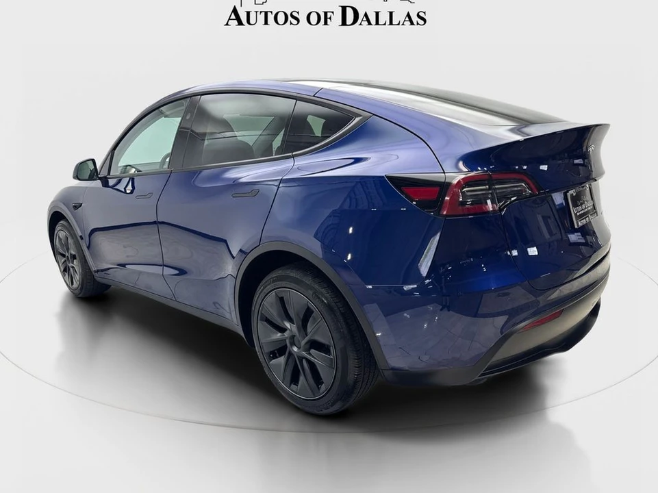 2024 Tesla Model Y - Image 9 of 31