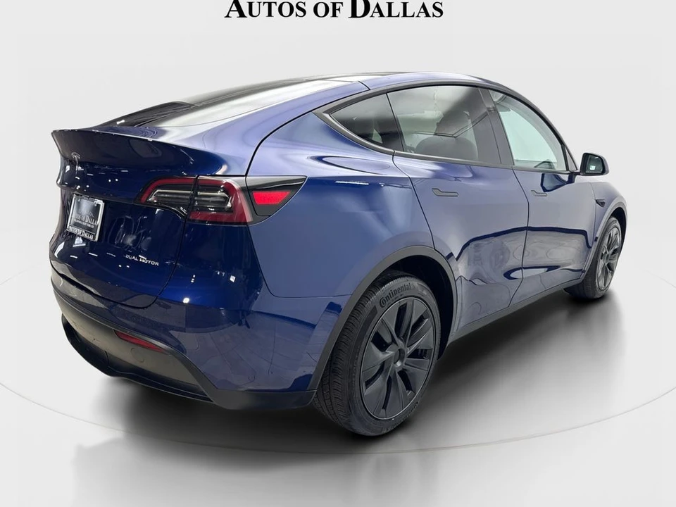 2024 Tesla Model Y - Image 6 of 31